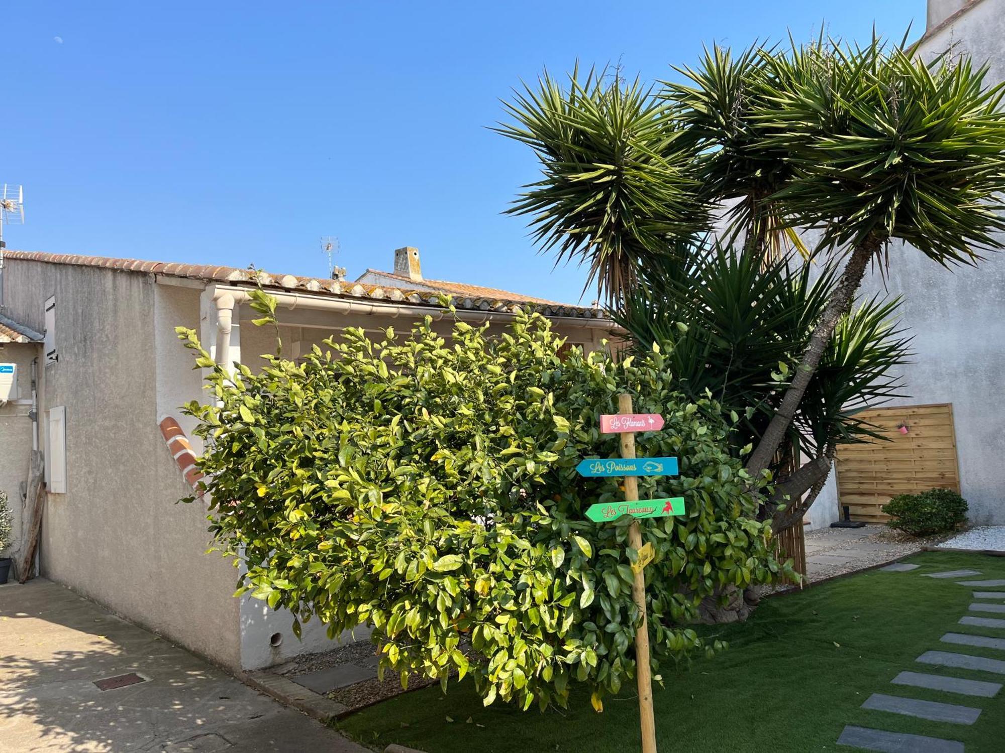 M appartements Les Les Saintes-Maries-de-la-Mer Extérieur photo